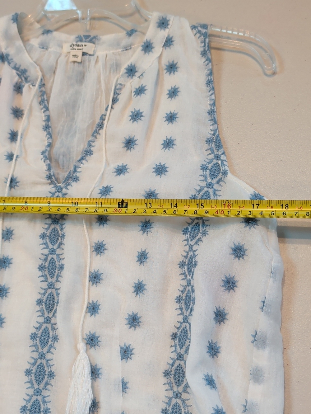 Dylan, White And Light Blue Embroidered Sleeveless Dress. XS - Picture 6 of 7